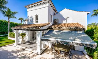 Villa de lujo de estilo contemporáneo andaluz en venta en un entorno de golf en Nueva Andalucia, Marbella 59943 