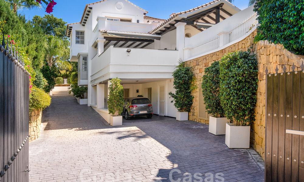 Villa de lujo de estilo contemporáneo andaluz en venta en un entorno de golf en Nueva Andalucia, Marbella 59981