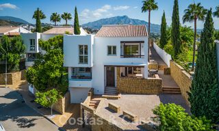 Encantadora casa familiar en venta con vistas al golf y al paisaje de montaña en Benahavis – Marbella 62077 