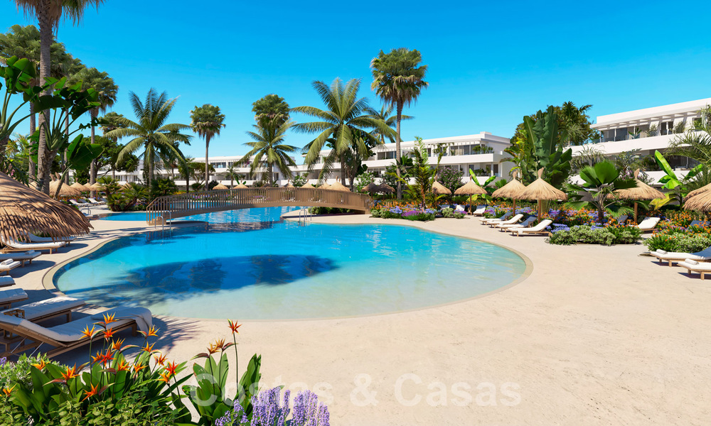 Nueva promoción de apartamentos con vistas al mar en venta, junto a un campo de golf cerca de Sotogrande, Costa del Sol 62031