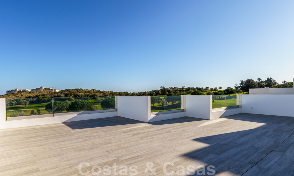 Nueva promoción de modernas villas de lujo en venta, en primera línea de golf con vistas al mar en Mijas, Costa del Sol 62454
