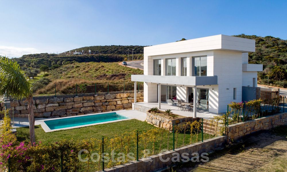 Nueva promoción de modernas villas de lujo en venta, en primera línea de golf con vistas al mar en Mijas, Costa del Sol 62477