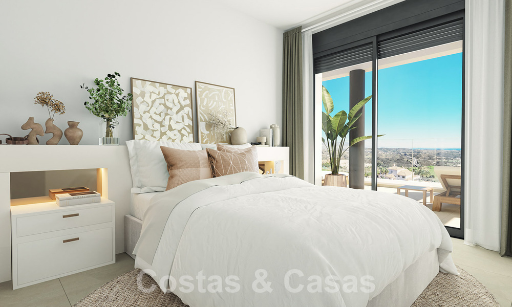 Apartamentos modernos nuevos en venta con vistas al mar y a un paso del campo de golf en Mijas, Costa del Sol 62585