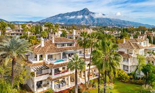 Amplio y lujoso ático de 4 dormitorios en venta en complejo en primera línea de golf en Nueva Andalucía, Marbella 63055 