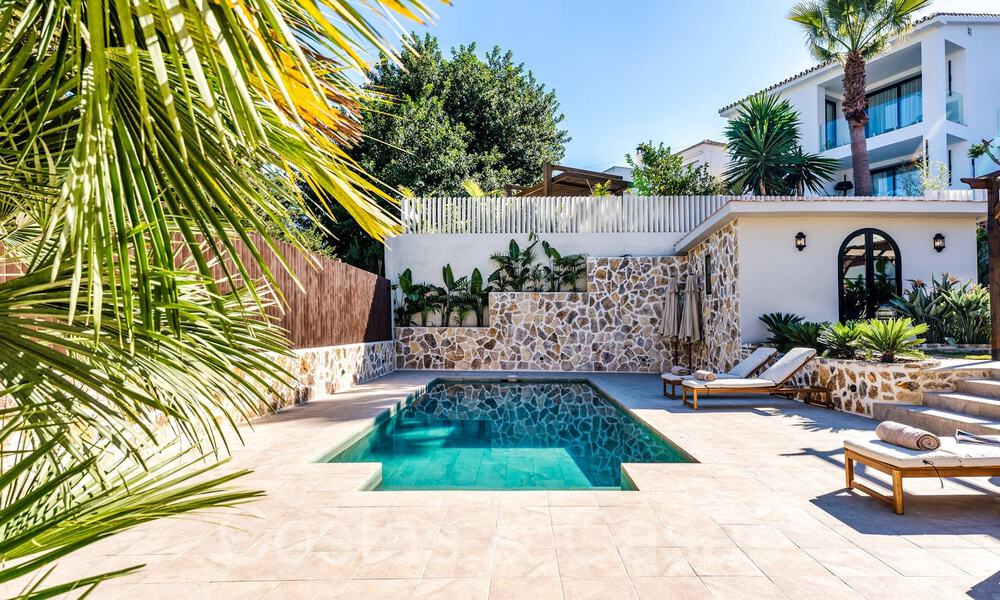 Villa mediterránea de lujo con casa de invitados independiente en venta en Nueva Andalucía, Marbella 64430