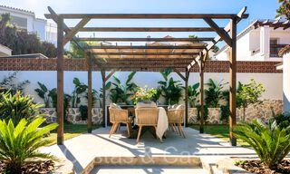 Villa mediterránea de lujo con casa de invitados independiente en venta en Nueva Andalucía, Marbella 64435 