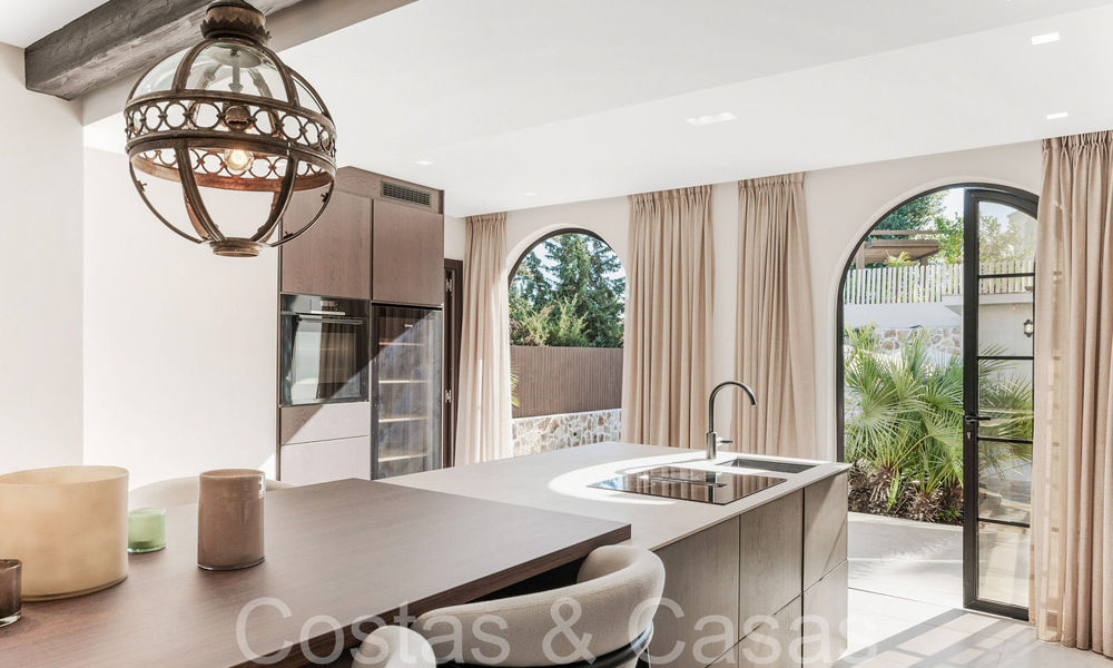 Villa mediterránea de lujo con casa de invitados independiente en venta en Nueva Andalucía, Marbella 64443