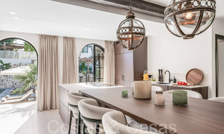 Villa mediterránea de lujo con casa de invitados independiente en venta en Nueva Andalucía, Marbella 64459 