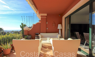 Listo para entrar a vivir, ático de 3 dormitorios en venta con magníficas vistas al mar en Benahavis - Marbella 64313 