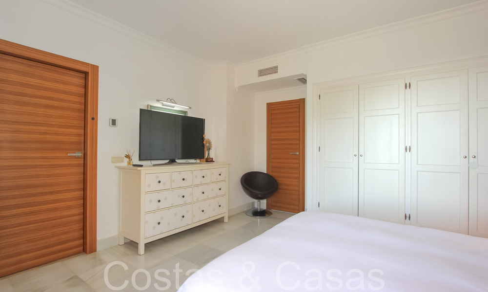 Listo para entrar a vivir, ático de 3 dormitorios en venta con magníficas vistas al mar en Benahavis - Marbella 64327
