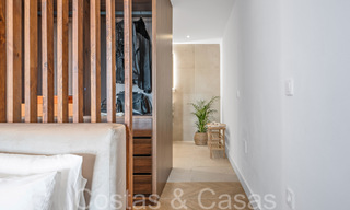 Sofisticado apartamento de lujo con vistas al lago, a la montaña y al mar en venta en Nueva Andalucía, Marbella 64490 