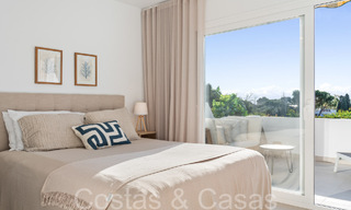 Casa adosada recientemente renovada en un complejo cerrado en venta, junto al campo de golf en Nueva Andalucía, Marbella 65215 