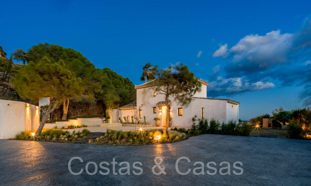 Finca de lujo andaluza con alojamiento de invitados y sublimes vistas al mar en venta en las colinas de Estepona 65109