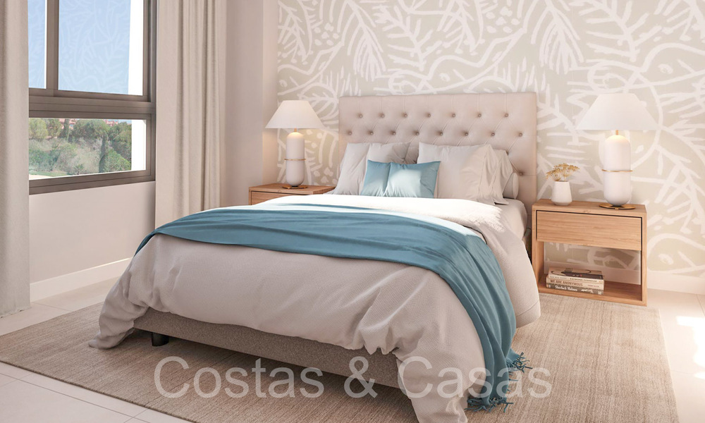 Apartamentos de obra nueva con diseño vanguardista en venta, primera línea de golf en Casares, Costa del Sol 65354