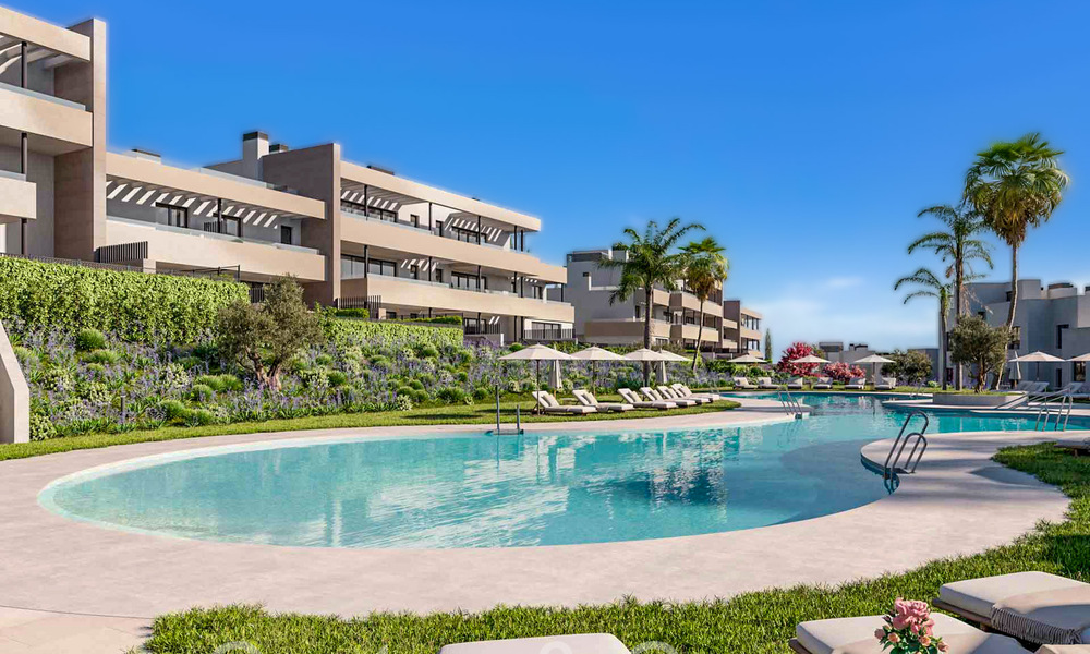 Apartamentos de obra nueva con diseño vanguardista en venta, primera línea de golf en Casares, Costa del Sol 65355