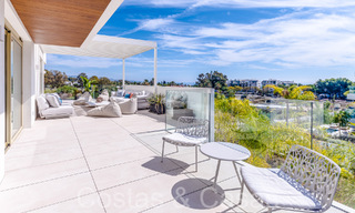 Ático ultra lujoso con piscina privada en venta en el centro de la Milla de Oro de Marbella 66172 