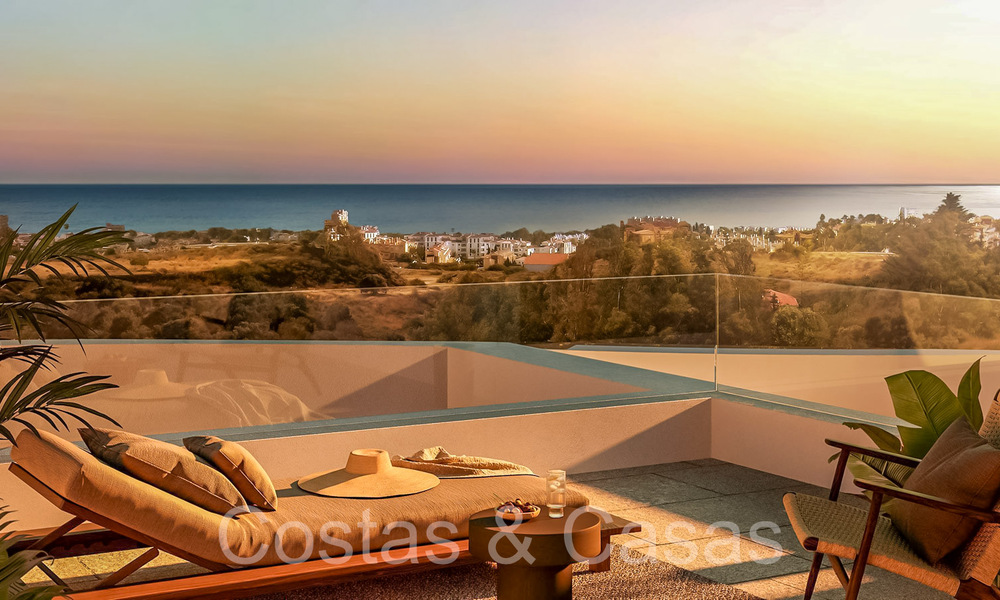 Casas modernas nuevas y energéticamente eficientes con vistas al mar en venta en Mijas, Costa del Sol 66437