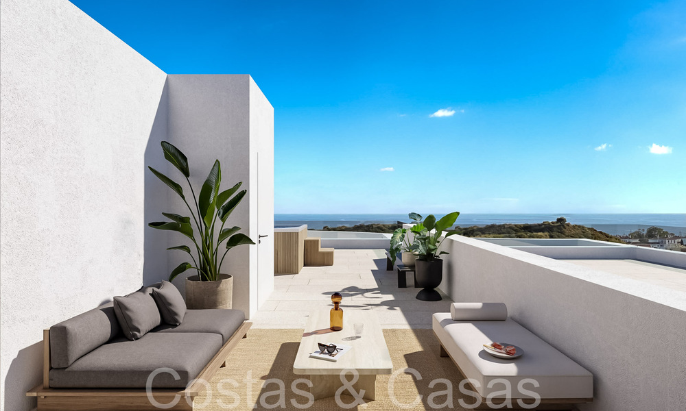 Casas modernas nuevas y energéticamente eficientes con vistas al mar en venta en Mijas, Costa del Sol 66443