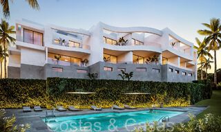 Casas modernas nuevas y energéticamente eficientes con vistas al mar en venta en Mijas, Costa del Sol 66449 