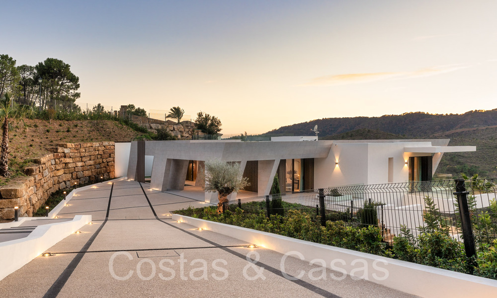 Nueva villa arquitectónica en venta en una urbanización segura en Marbella - Benahavis 66487