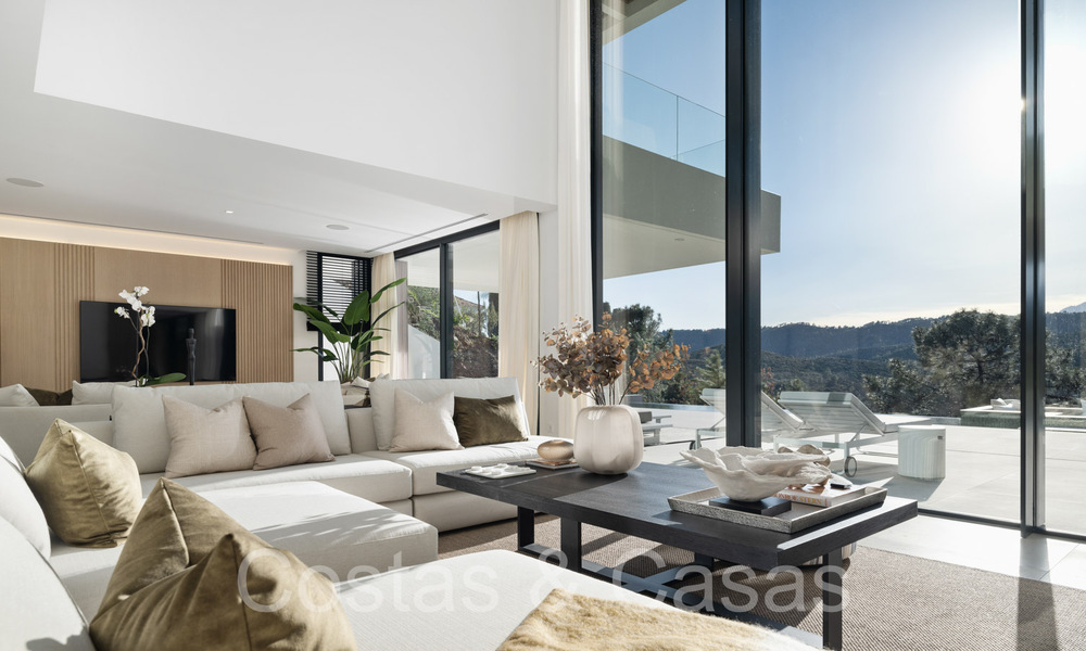 Nueva villa arquitectónica en venta en una urbanización segura en Marbella - Benahavis 66520
