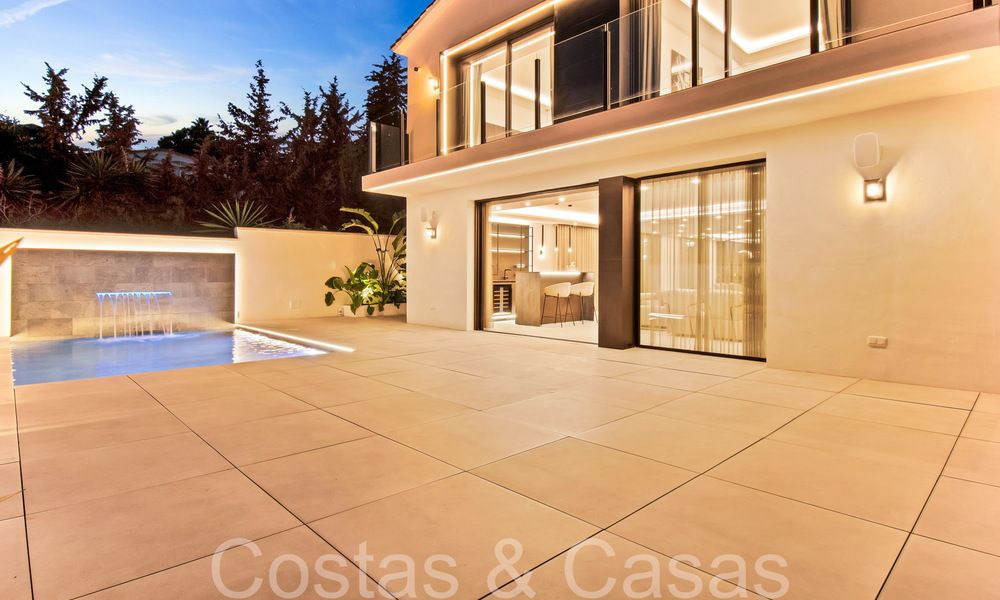Villa de lujo contemporánea y sostenible con piscina privada en venta en Nueva Andalucía, Marbella 66857