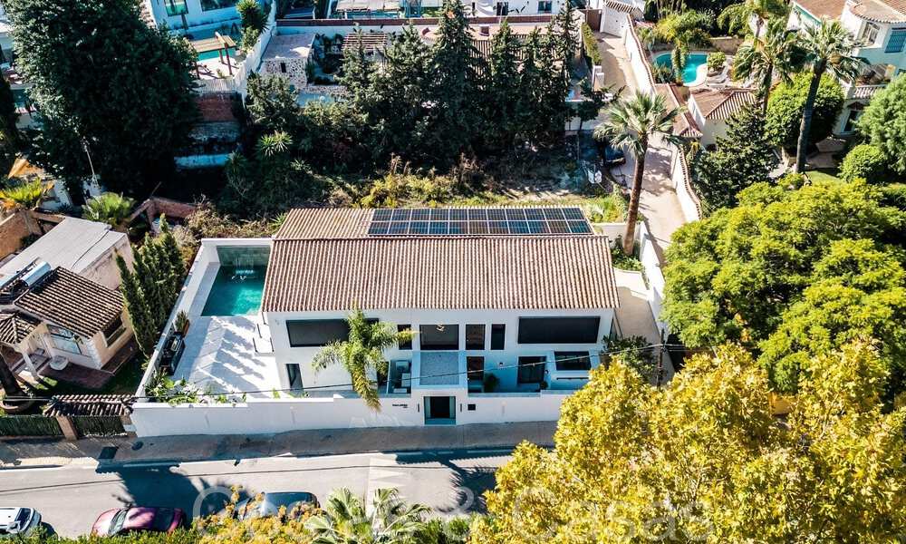 Villa de lujo contemporánea y sostenible con piscina privada en venta en Nueva Andalucía, Marbella 66860