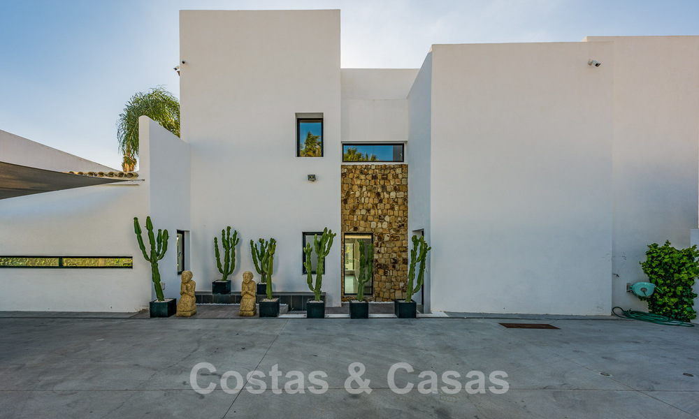 Villa exclusiva estilo moderno para comprar, campo de golf, Marbella - Benahavis 49494