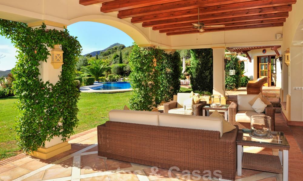 Encantadora villa de lujo de estilo andaluz para comprar en La Zagaleta, Marbella - Benahavis 20443