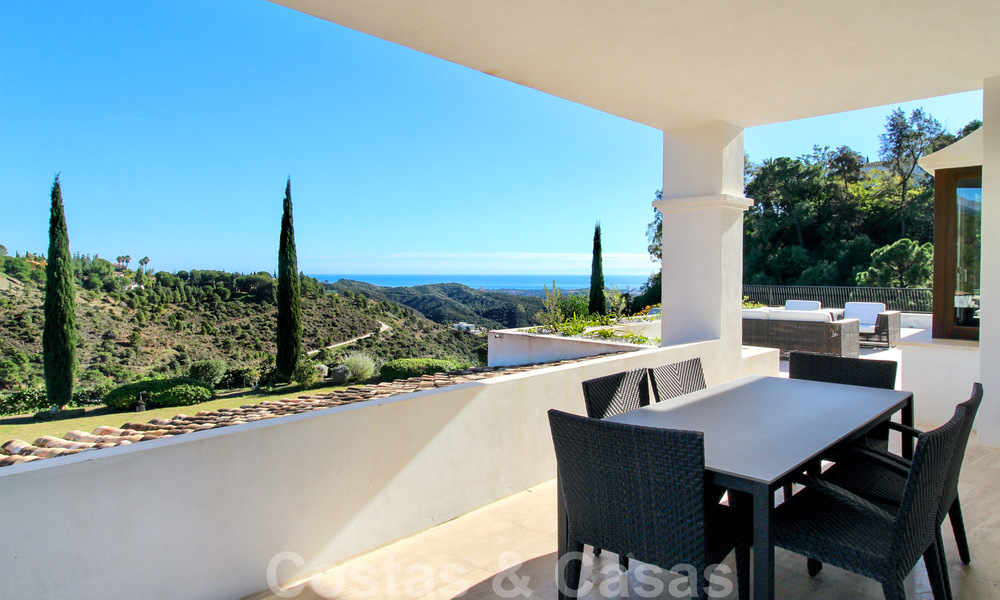 Villa de lujo de estilo andaluz para comprar, Marbella - Benahavis 31587