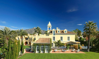 Villa - palacete de estilo clásico a la venta en Nueva Andalucía, Marbella 22637 