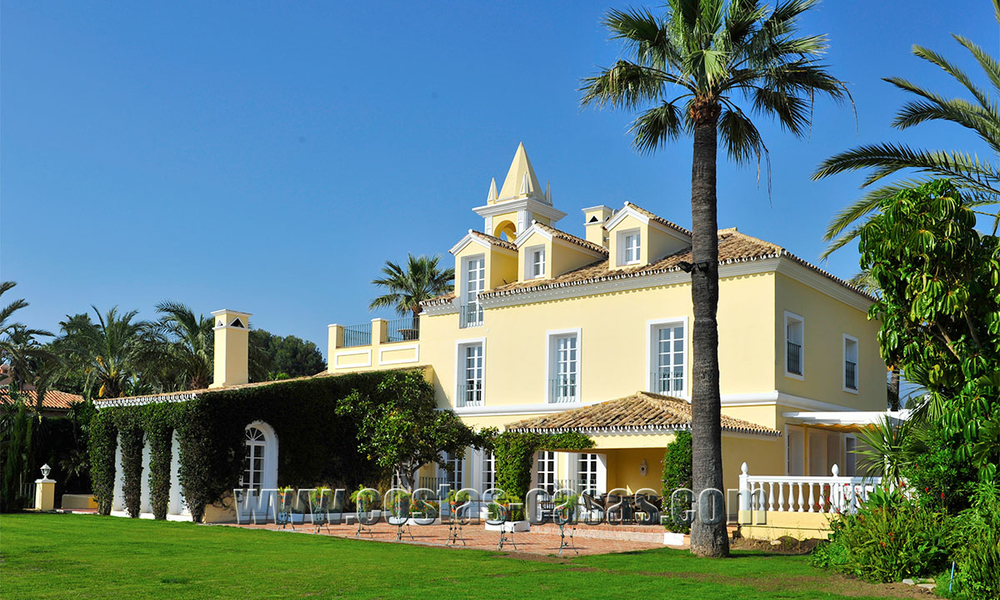 Villa - palacete de estilo clásico a la venta en Nueva Andalucía, Marbella 22660