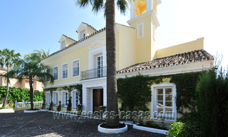 Villa - palacete de estilo clásico a la venta en Nueva Andalucía, Marbella 22669 