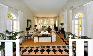 Villa - palacete de estilo clásico a la venta en Nueva Andalucía, Marbella 22670 