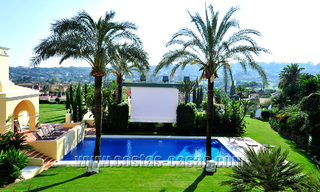 Villa - palacete de estilo clásico a la venta en Nueva Andalucía, Marbella 22709 