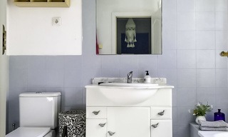 Villa pareada muy acogedora en primera línea de golf en el Oeste de Marbella 14113 