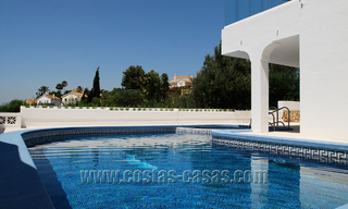Villa renovada a la venta en Benahavis - Marbella con vistas al mar 28726 