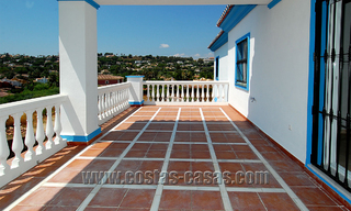 Villa de estilo andaluz en el golf a la venta en Nueva Andalucía, Marbella 29764 