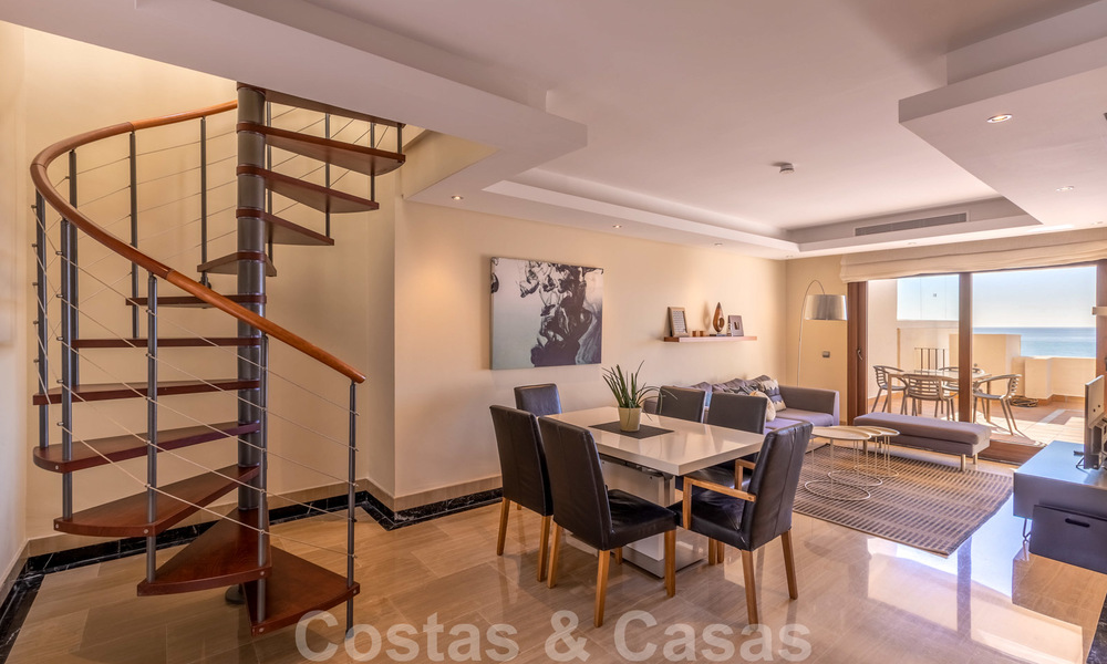 En Venta: Nuevos Apartmentos en primera linea de playa, Nueva Milla de Oro, Marbella - Estepona 25481