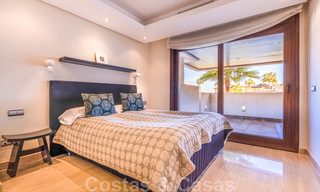 En Venta: Nuevos Apartmentos en primera linea de playa, Nueva Milla de Oro, Marbella - Estepona 25483 