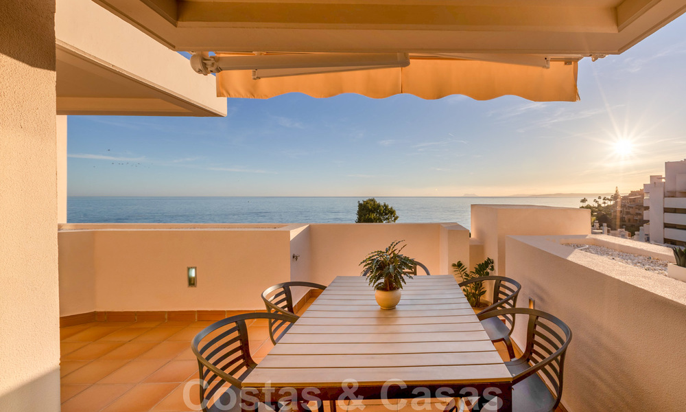En Venta: Nuevos Apartmentos en primera linea de playa, Nueva Milla de Oro, Marbella - Estepona 25492