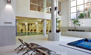 En Venta: Nuevos Apartmentos en primera linea de playa, Nueva Milla de Oro, Marbella - Estepona 25512 