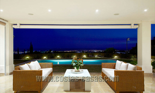 Villa de lujo en venta en una parte privilegiada de Marbella - Benahavís con vistas al mar 30368 