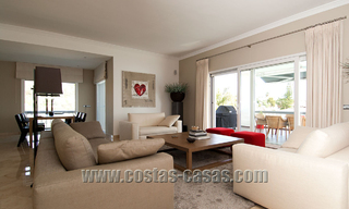 Villa moderna espaciosa, totalmente renovada en venta en Nueva Andalucía, Marbella 30120 
