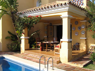 Villa cerca de la playa en venta - Bahia de Marbella - Costa del Sol