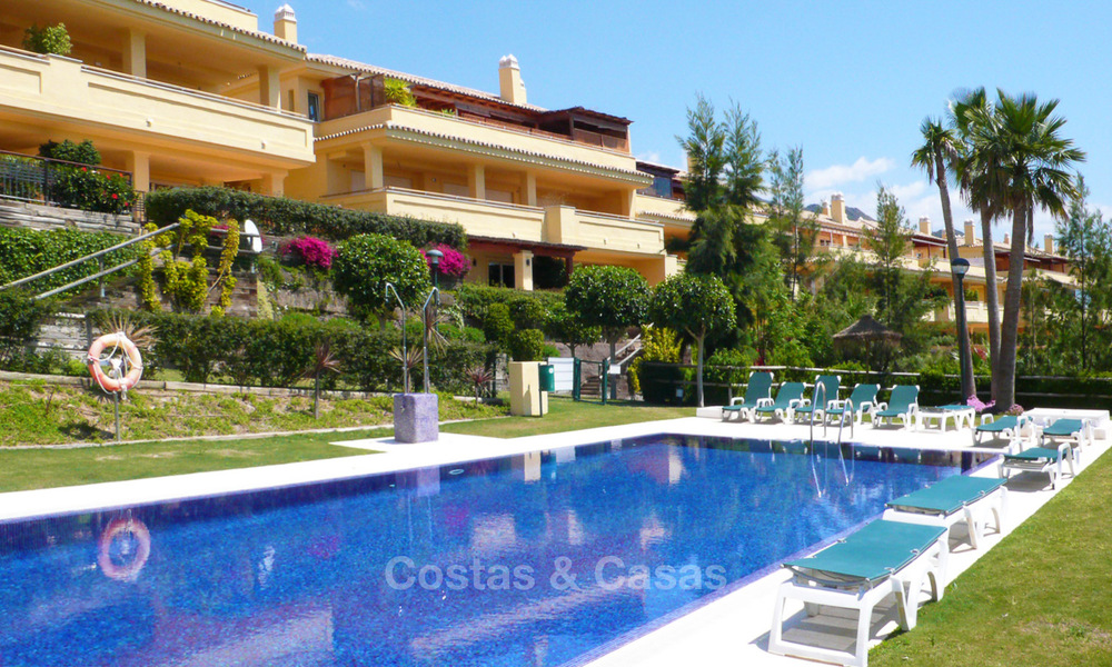 Apartamentos y aticos en venta - Milla de Oro - Marbella con vistas al mar 30006