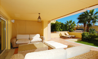 Apartamentos y aticos en venta - Milla de Oro - Marbella con vistas al mar 30012 