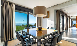 Villa moderna lista para entrar a vivir en venta con impresionantes vistas al mar, al este del centro de Marbella 787826 