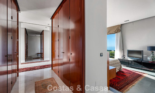 Villa moderna lista para entrar a vivir en venta con impresionantes vistas al mar, al este del centro de Marbella 787831 