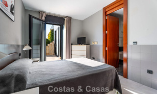 Villa moderna lista para entrar a vivir en venta con impresionantes vistas al mar, al este del centro de Marbella 787845 